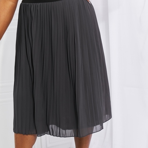 Whimsical Mesh Elastic Waist Skirt - Picture 11 of 11